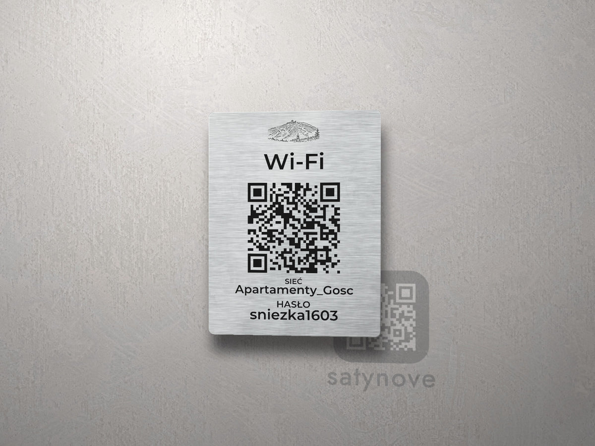Srebrna tabliczka Wi-Fi z kodem QR i grafiką Karkonoszy