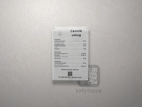 Cennik salonu z logo i kodem QR do rezerwacji – tablica z plexi