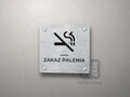 Piktogram Zakaz palenia – tabliczka z podpisem