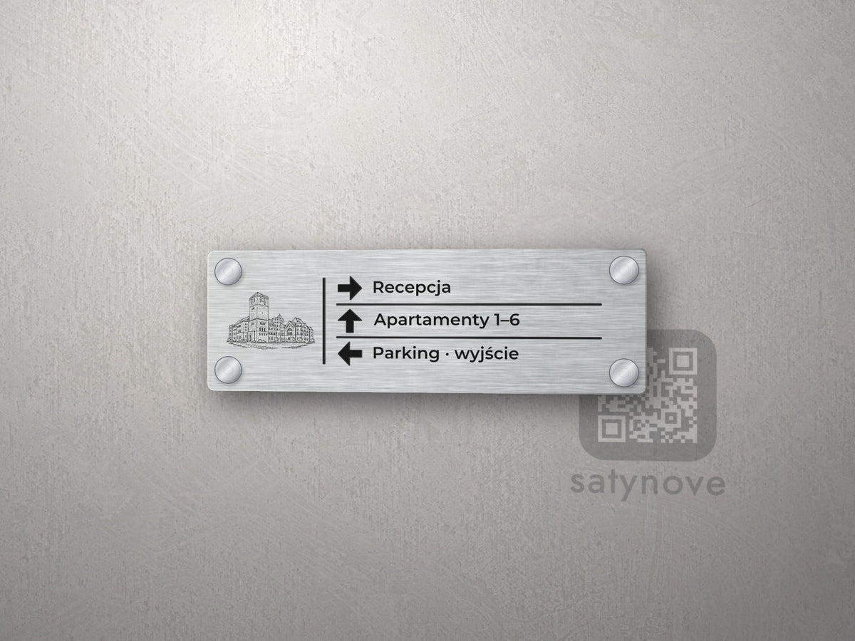 Srebrna tabliczka kierunkowa z grafiką Poznania: Recepcja, Apartamenty 1–6, Parking
