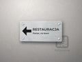 Tabliczka kierunkowa Restauracja ze strzałką w lewo